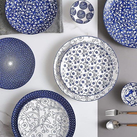 8 inch Porcelain Dinner Plates, Large Size Serving Plate for Salad, Pancakes, Steak, Set of 6, Vintage Blue